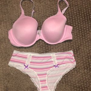 Victoria’s Secret Bra & Panty
